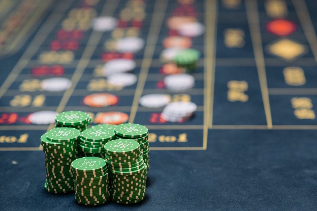 Stake ou Betano : quel choix pour parier ?